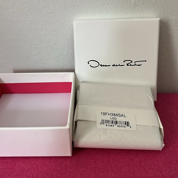 OSCAR DE LA RENTA Light French Wallet - Gold - NWT - Picture 9 of 11